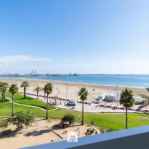 paradis-playa-magnificas-vistas-en-primera-linea-de-mar.catalonia-hotels.com/